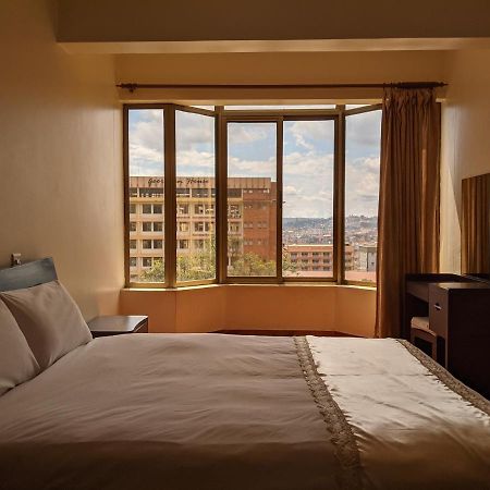 Prestige Hotel Suites Kampala Eksteriør bilde