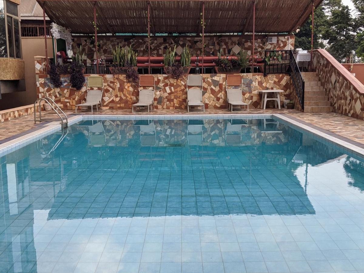 Prestige Hotel Suites Kampala Eksteriør bilde