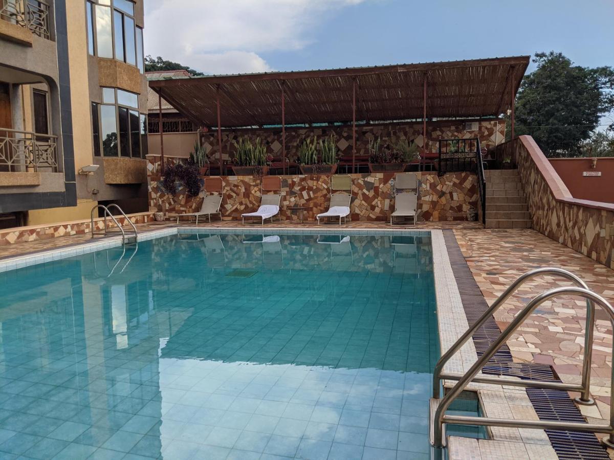 Prestige Hotel Suites Kampala Eksteriør bilde