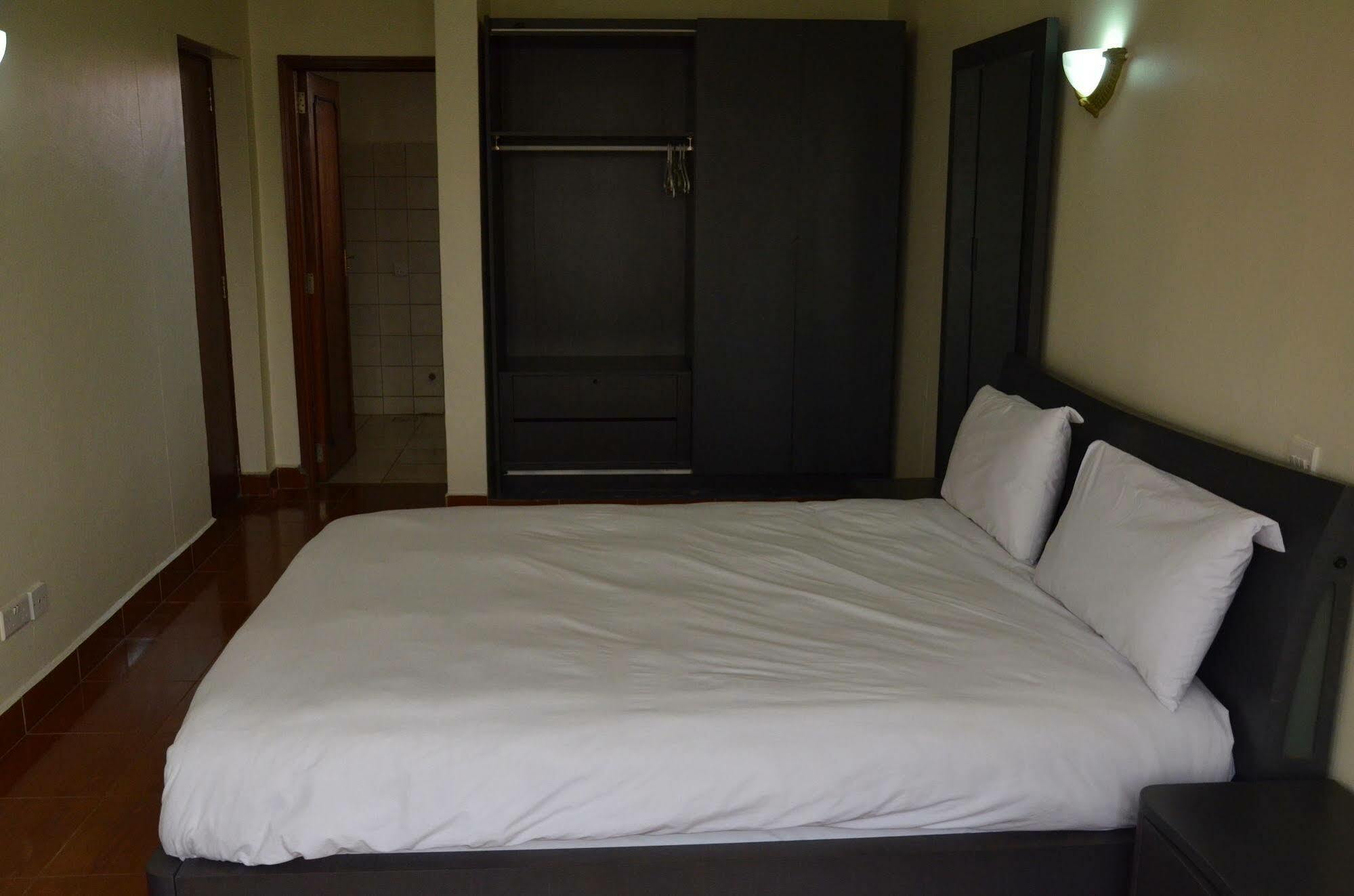 Prestige Hotel Suites Kampala Eksteriør bilde